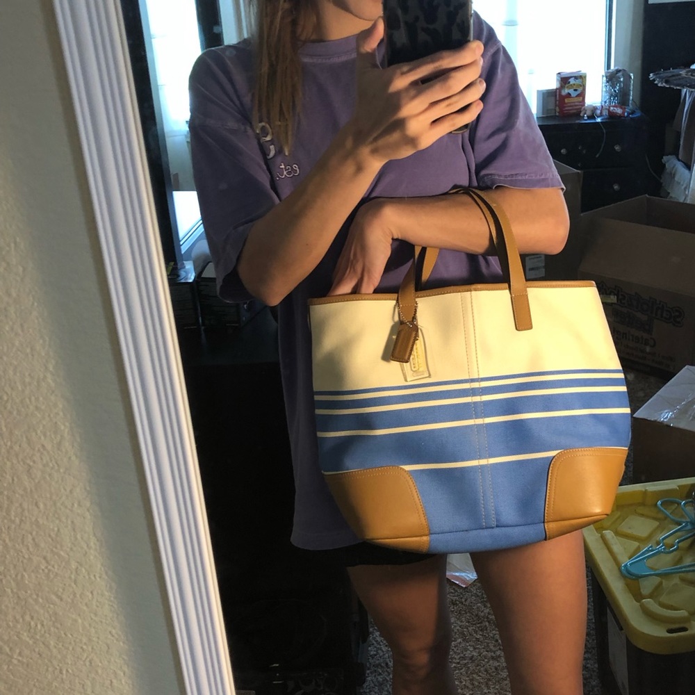Coach Hadley Variegated Stripe Duffle Bag F29921 !